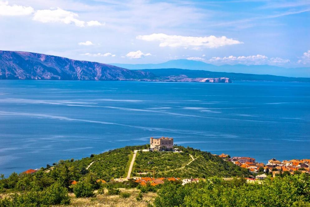 Valentino * Senj (Lika-Senj)